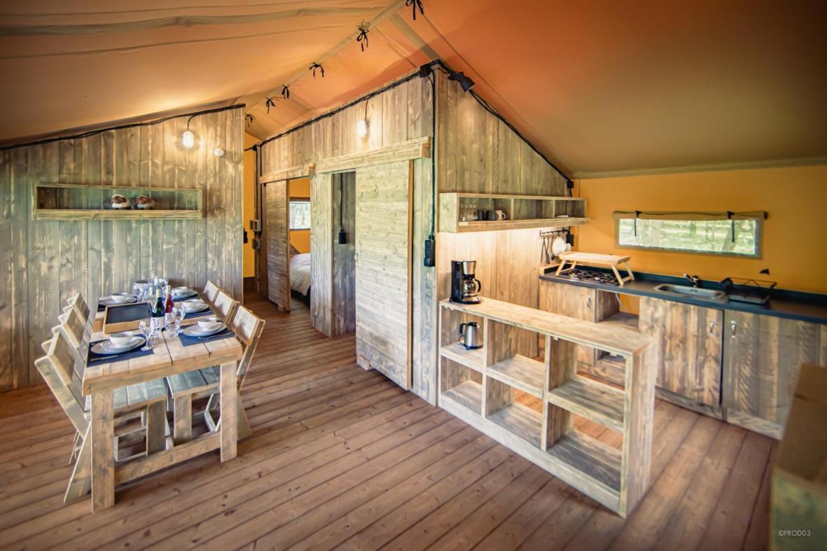 Tente Lodge Jacuzzi Privatif En Pleine Nature Thiel-sur-Acolin Ngoại thất bức ảnh