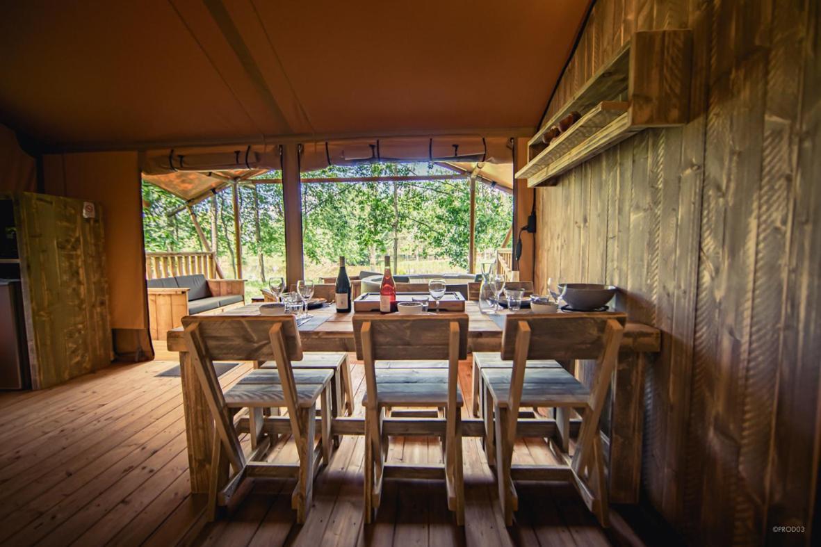 Tente Lodge Jacuzzi Privatif En Pleine Nature Thiel-sur-Acolin Ngoại thất bức ảnh