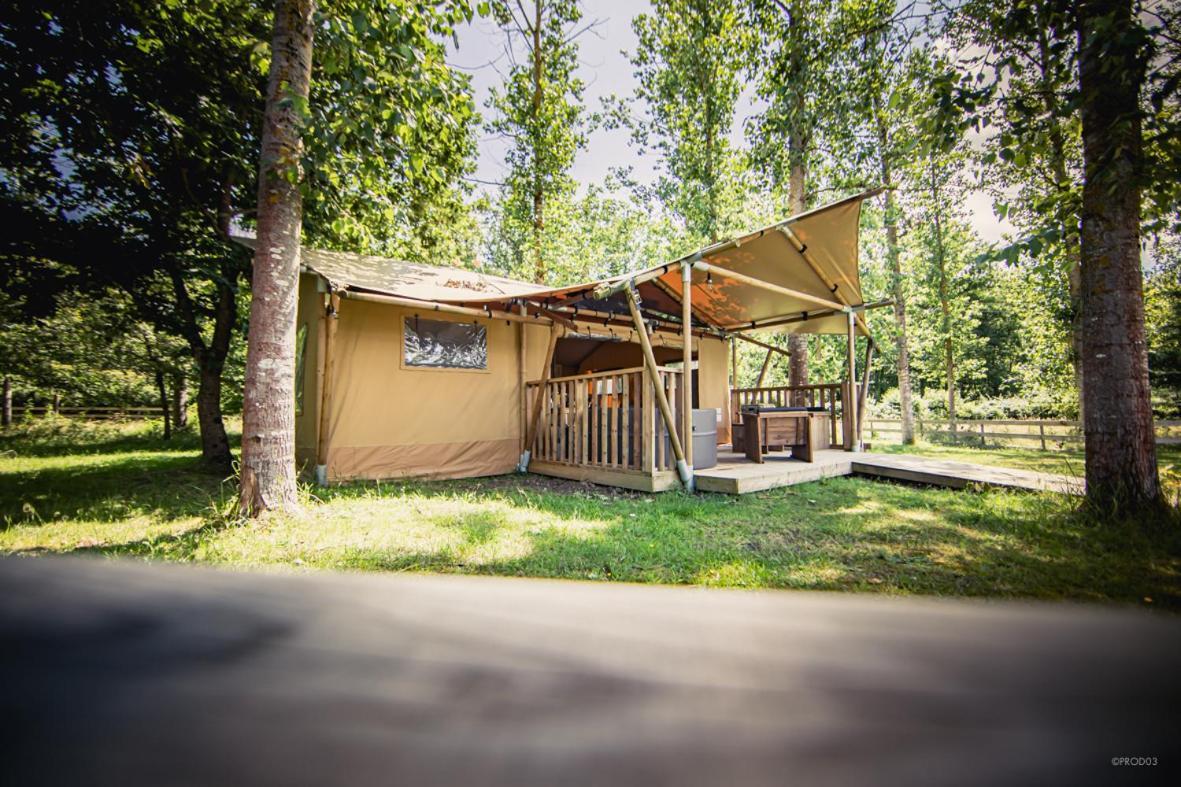 Tente Lodge Jacuzzi Privatif En Pleine Nature Thiel-sur-Acolin Ngoại thất bức ảnh